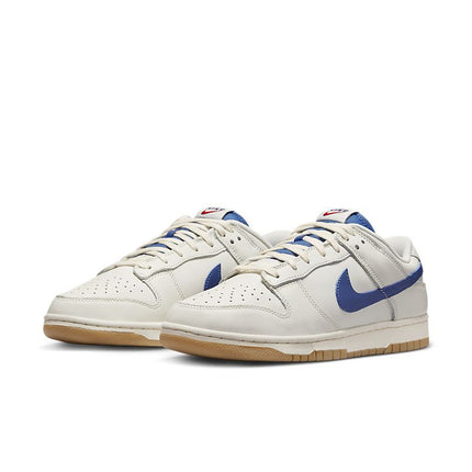 Tênis Nike Dunk Low SE Sail Dark Marina Blue - DX3198-133